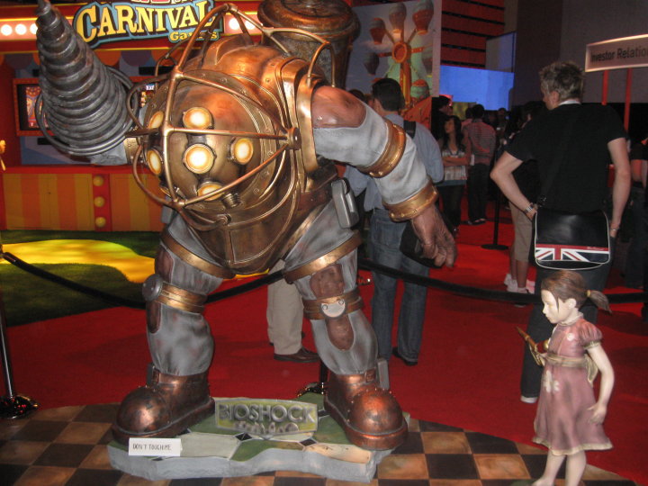 E3 Statues and Oddities